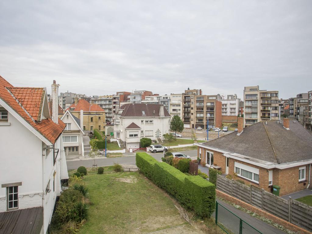 Beautiful Villa 200 Metres From The Sea Koksijde Eksteriør billede